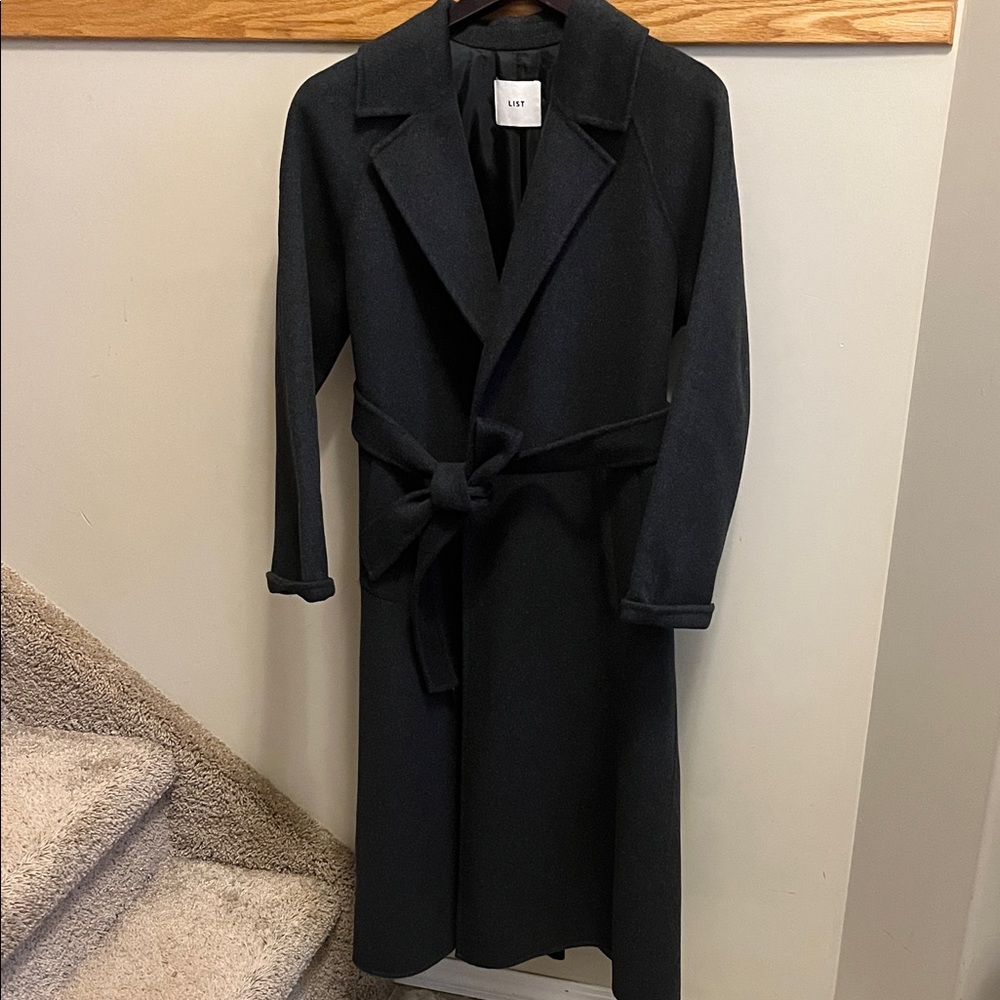 LIST//Dark grey cashmere Belted Coat